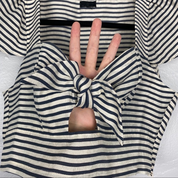 NBD Blue & Off White Striped Bow Tie Crop Top - Picture 2 of 6